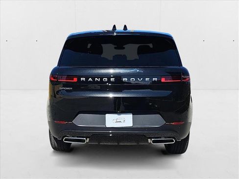 New 2025 Land Rover Range Rover Sport image 7