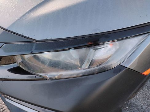 Used 2020 Honda Civic EX-L image 9