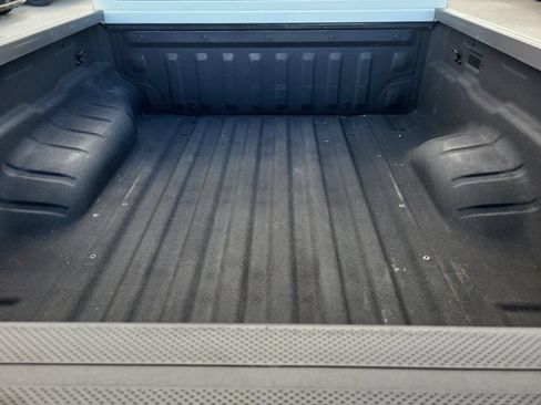 Used 2024 Nissan Frontier S w/ Technology Package RWD image 8
