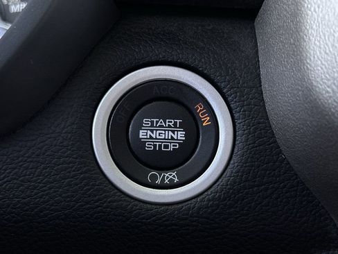 Used 2024 RAM 2500 Laramie image 24