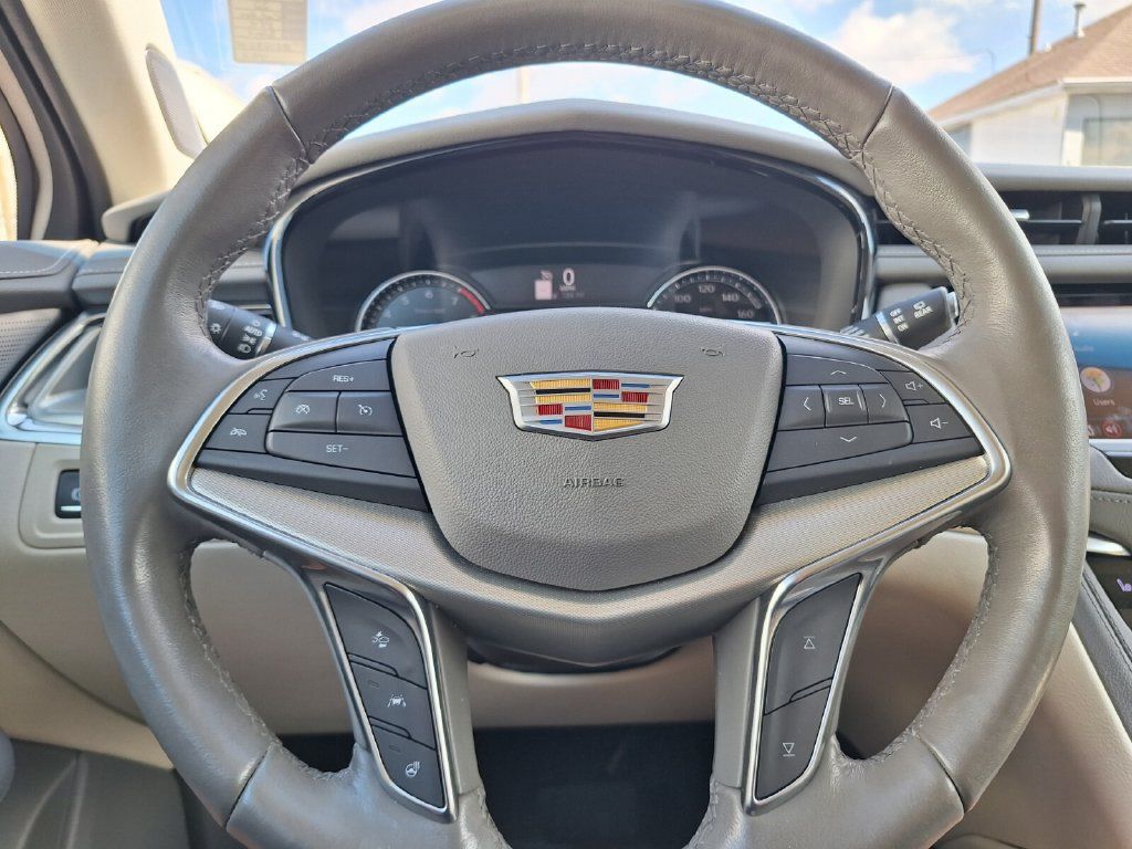 Used 2022 Cadillac XT5 Premium Luxury FWD image 20