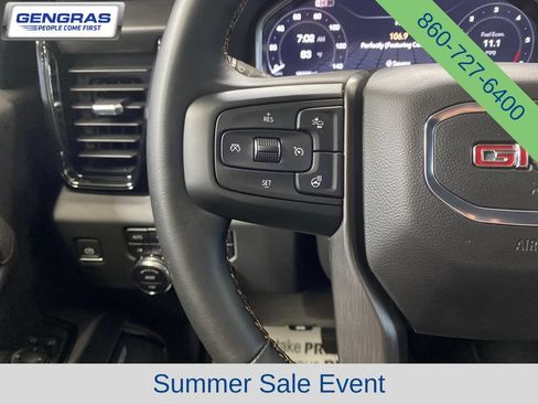 Used 2024 GMC Sierra 2500 AT4 w/ Technology Package AWD/4WD image 19