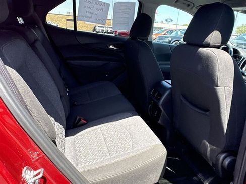 Certified 2024 Chevrolet Equinox LT w/ LPO, Floor Liner Package FWD image 25