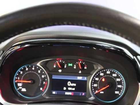 Used 2022 Chevrolet Traverse LT AWD/4WD image 18