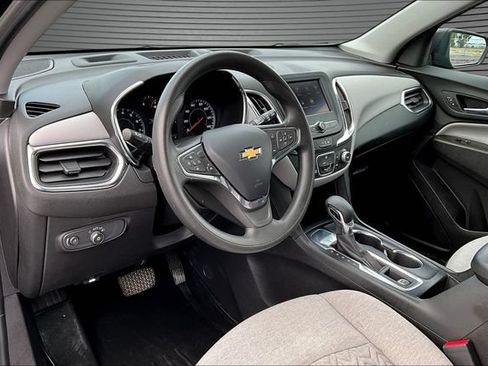 Used 2024 Chevrolet Equinox LS FWD image 16