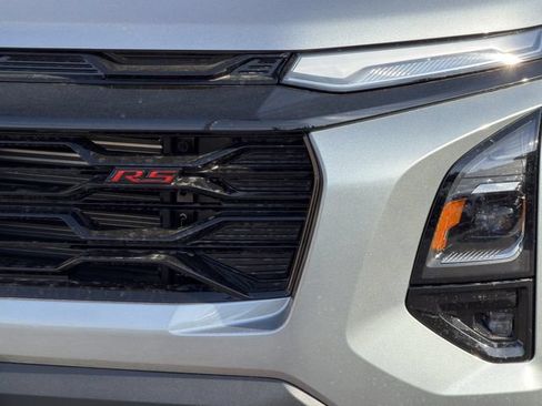 New 2027 Chevrolet Equinox RS w/ Safety and Technology Package FWD image 8