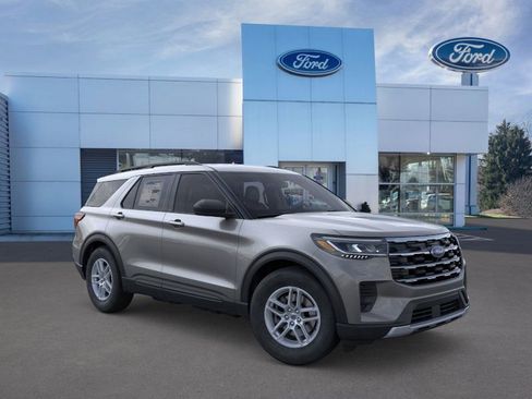 New 2026 Ford Explorer Active image 7