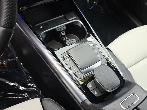 Used 2022 Mercedes-Benz GLA 35 AMG 4MATIC image 31
