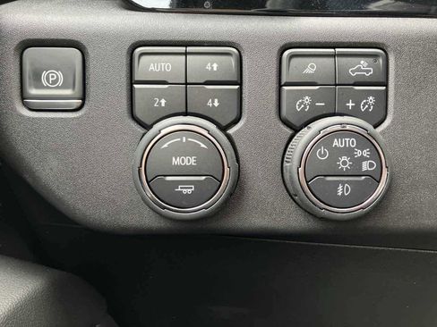 Used 2024 Chevrolet Silverado 2500 LTZ w/ LTZ Plus Package image 26