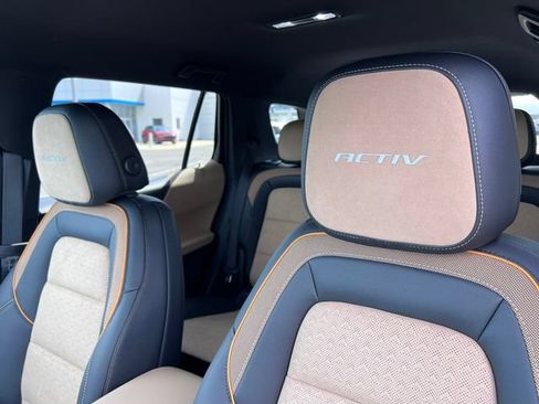 New 2026 Chevrolet Equinox ACTIV w/ Convenience Package III AWD/4WD image 11