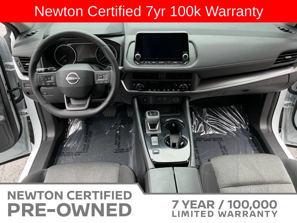 Used 2026 Nissan Rogue SV w/ Cold Weather Package FWD image 12