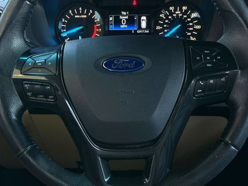 Used 2017 Ford Explorer XLT FWD image 56