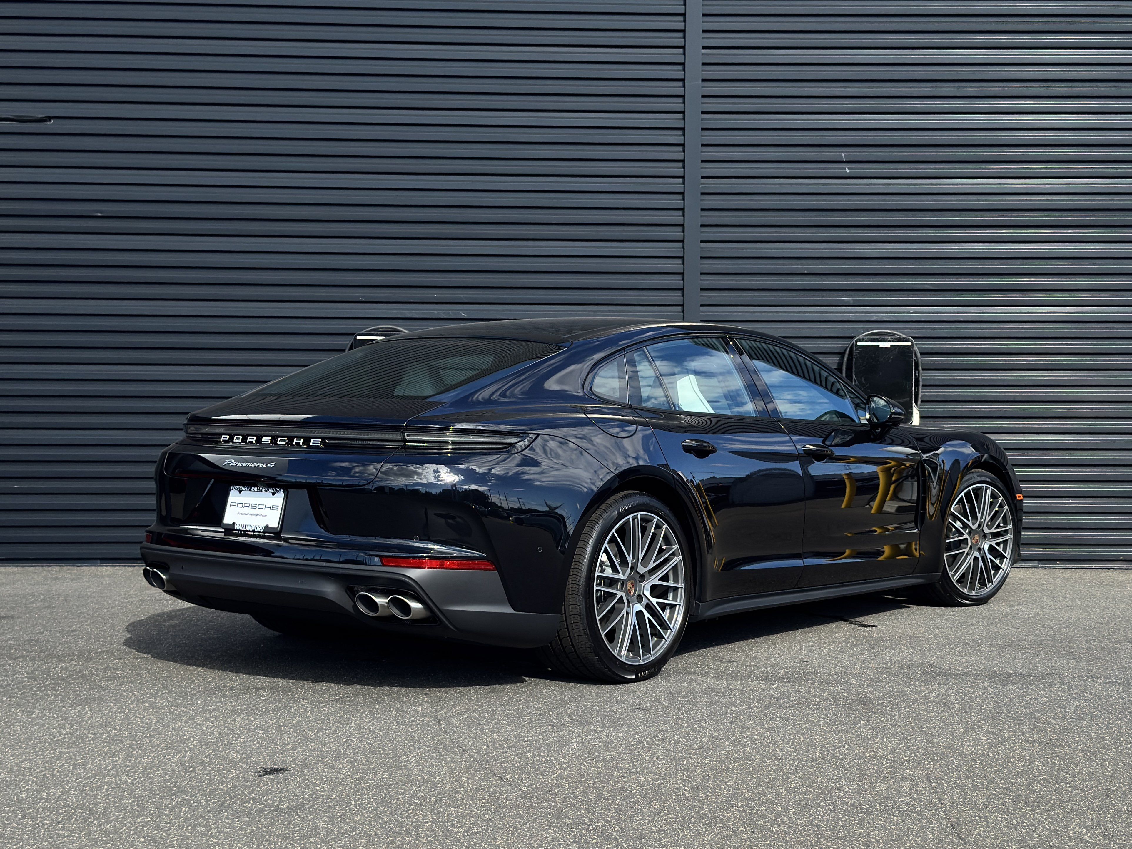 Certified 2025 Porsche Panamera 4 AWD/4WD image 8