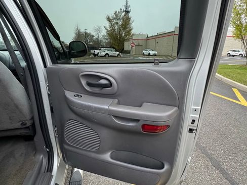 Used 2001 Ford F150 4x4 SuperCrew image 18