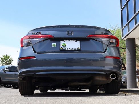 Used 2023 Honda Civic Sport image 12