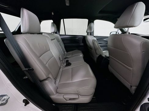 Used 2022 Honda Passport EX-L image 5