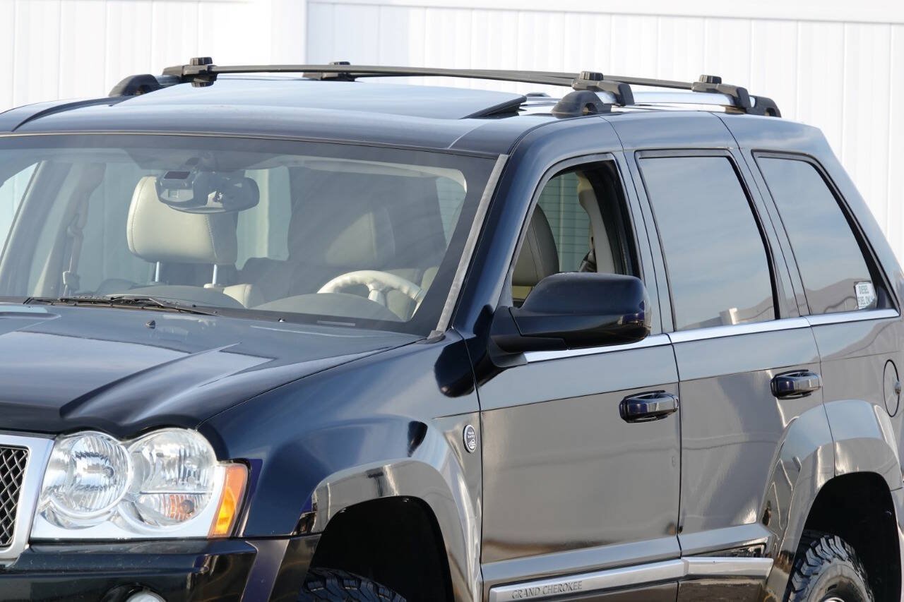 Used 2007 Jeep Grand Cherokee Overland AWD/4WD image 39