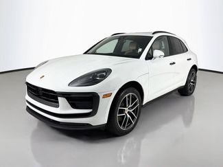 Used 2023 Porsche Macan AWD/4WD video 1