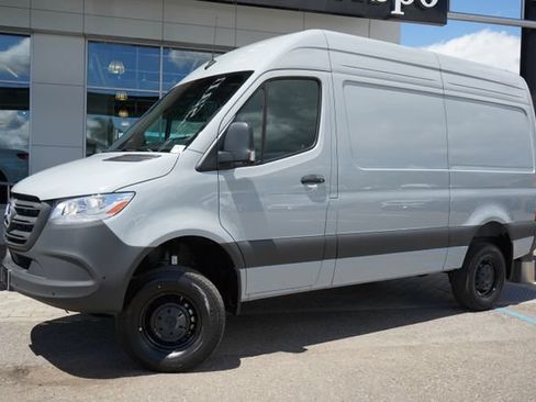 New 2025 Mercedes-Benz Sprinter 2500 image 4