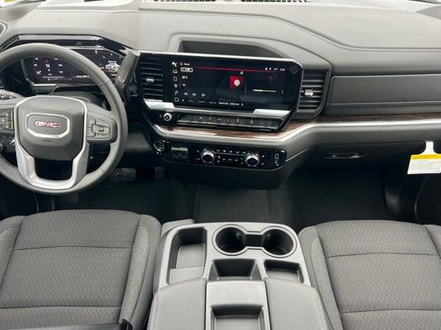 New 2026 GMC Sierra 1500 SLE w/ X31 Off-Road Package image 10