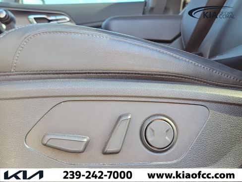 Certified 2023 Kia Sportage EX FWD image 17
