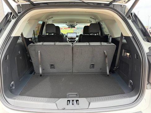 New 2026 Ford Explorer Active w/ Active Comfort Package RWD image 16