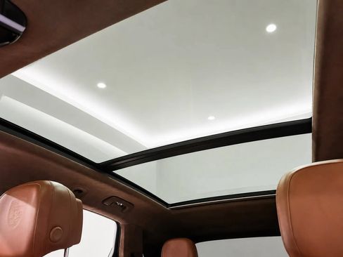 Used 2020 Porsche Cayenne Turbo AWD/4WD image 53