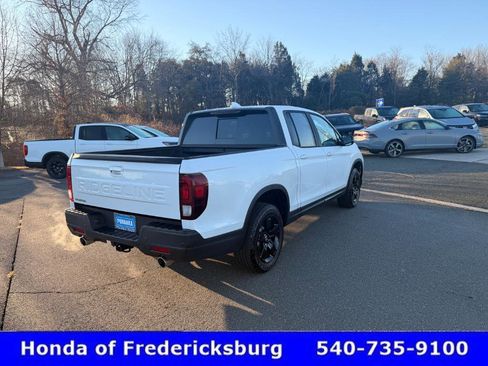 Used 2025 Honda Ridgeline Black Edition image 3