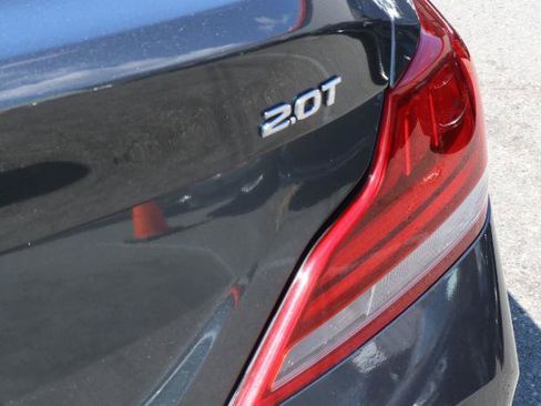 Used 2019 Genesis G70 2.0T Advanced w/ Elite Package RWD image 9