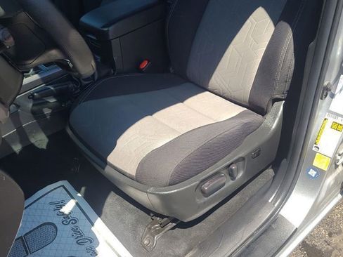 Used 2023 Toyota Tacoma TRD Sport AWD/4WD image 7
