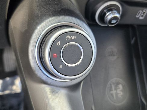 Used 2024 Alfa Romeo Tonale Ti w/ Active Assist Package image 23