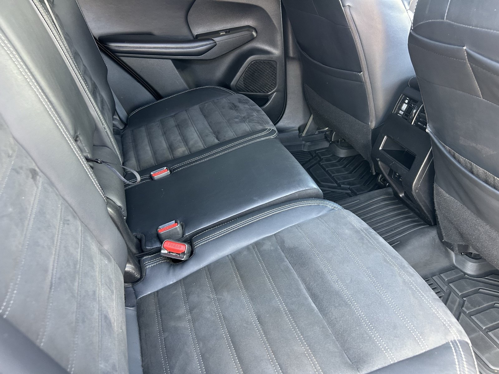 Used 2022 Mitsubishi Outlander SE FWD image 14