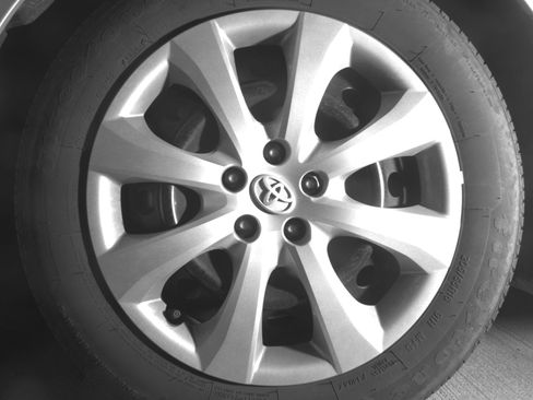 Used 2025 Toyota Corolla LE image 12