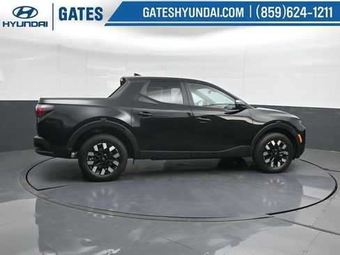 New 2026 Hyundai Santa Cruz SE AWD/4WD image 3
