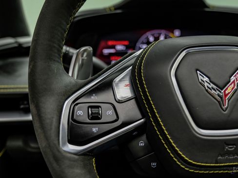 Used 2021 Chevrolet Corvette Stingray Premium Cpe w/ 3LT RWD image 48