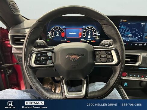Used 2025 Ford Mustang GT Premium RWD image 23