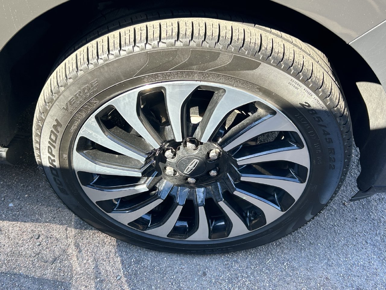 Used 2024 Lincoln Navigator Black Label AWD/4WD image 8