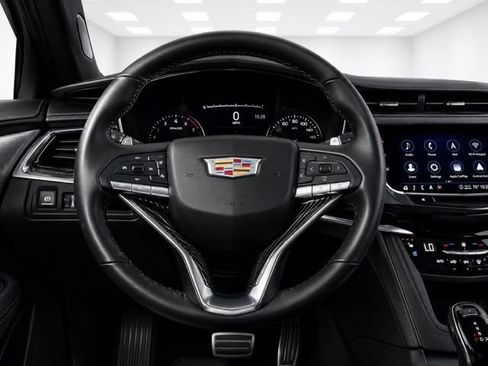 Used 2024 Cadillac XT6 Sport w/ LPO, Red Accent Package AWD/4WD image 39