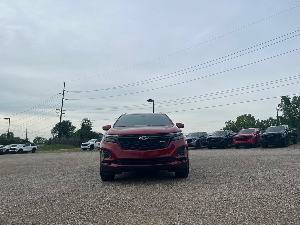 Used 2024 Chevrolet Equinox RS AWD/4WD image 4