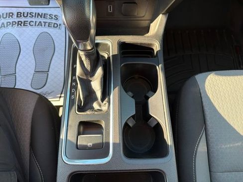 Used 2018 Ford Escape SE w/ Ford Safe & Smart Package FWD image 21