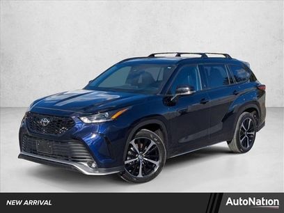 Used 2022 Toyota Highlander XSE