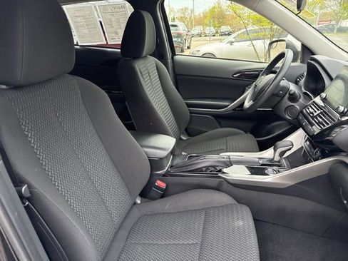 Used 2024 Mitsubishi Eclipse Cross LE AWD/4WD image 15