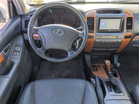 Used 2003 Lexus GX 470 image 17