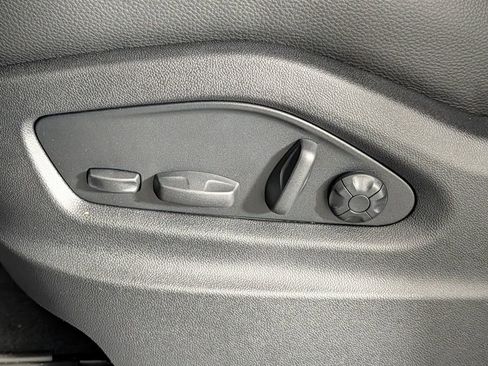 New 2026 Porsche Cayenne image 25