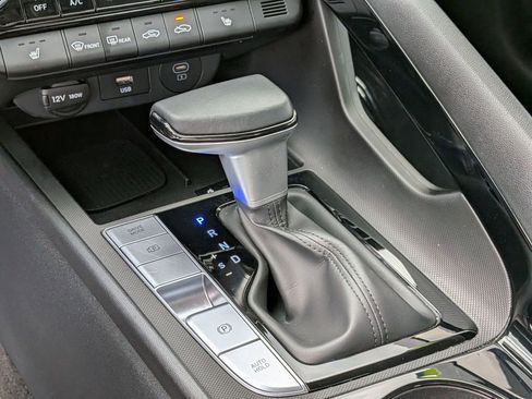 Certified 2024 Hyundai Elantra SEL w/ Convenience Package image 26