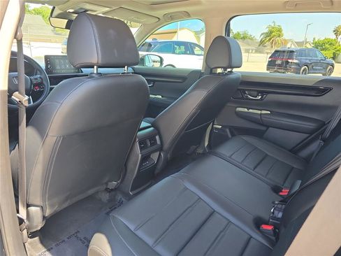 Used 2025 Honda CR-V EX-L image 10