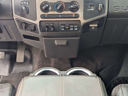 Used 2009 Ford F250 Lariat image 16