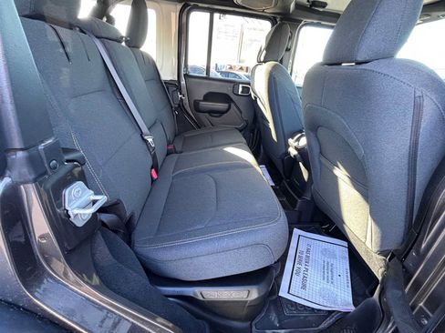 Used 2025 Jeep Wrangler Unlimited Sport S 4xe AWD/4WD image 12