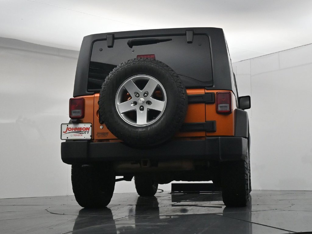 Used 2011 Jeep Wrangler Rubicon w/ Dual Top Group AWD/4WD image 32