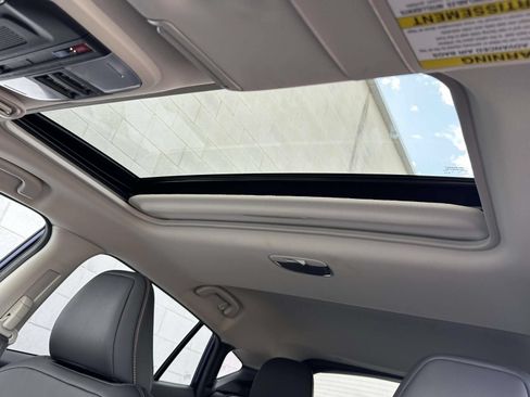 Certified 2025 Subaru Crosstrek 2.5i Limited w/ Crosstrek Mirror Package AWD/4WD image 17